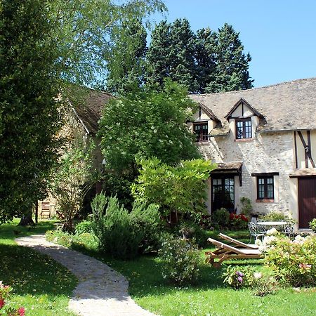 Le Clos Dormont Saint-Étienne-sous-Bailleul Eksteriør bilde