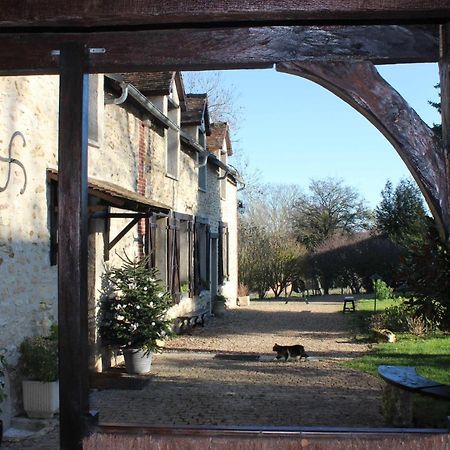 Le Clos Dormont Saint-Étienne-sous-Bailleul Eksteriør bilde
