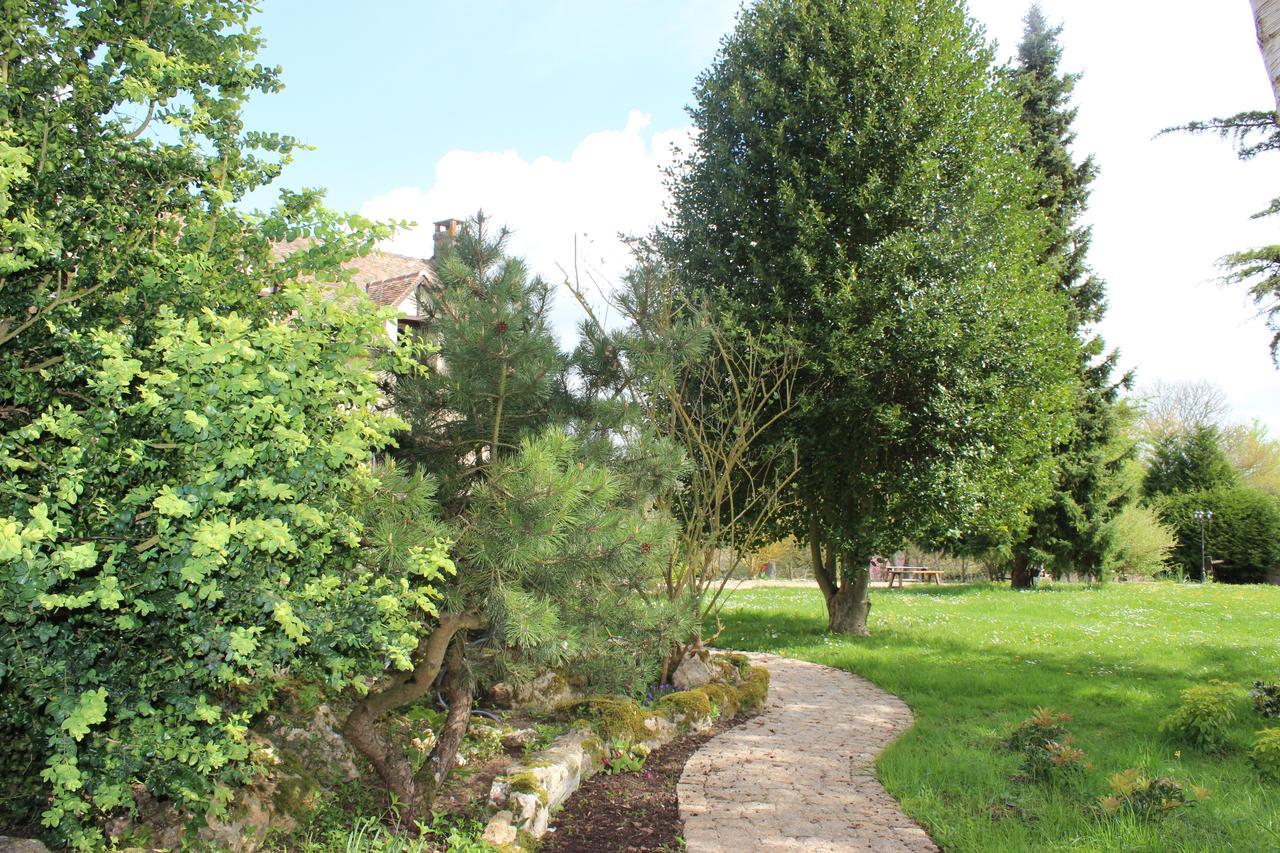 Le Clos Dormont Saint-Étienne-sous-Bailleul Eksteriør bilde